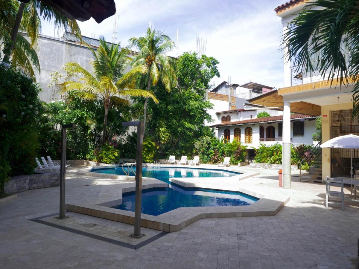 Grand Hotel Mercedes Pucallpa Exterior photo